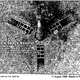La foto tomada por la CIA a la que debemos el Apolo 8: el cohete lunar soviético N-1 en la rampa de lanzamiento en Julio de 1968. Los norteamericanos no saben que lo de la foto era una maqueta de pruebas no un cohete funcional pero probó que los soviéticos también querían ir a la Luna y estaban en marcha